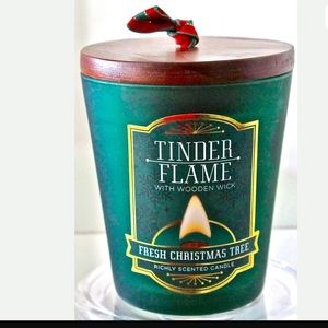 DW HOME CANDLE FRESH CHRISTMAS WOOD TINDER FLAME NEW